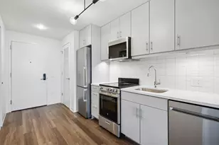 569 N 5th St, Philadelphia, PA 19123 - Photo 2
