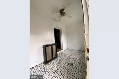 6016 W Thompson Street, Philadelphia, PA 19151 - Photo 2