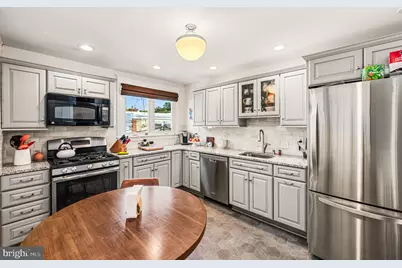 3453 W Queen Lane, Philadelphia, PA 19129 - Photo 10
