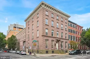 1035 Spruce St, Philadelphia, PA 19107 - Photo 24