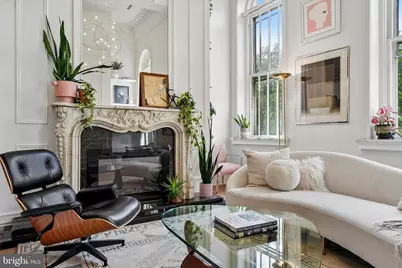 1035 Spruce Street #306, Philadelphia, PA 19107 - Photo 4