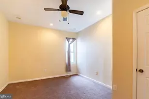 1247 S 23rd St, Philadelphia, PA 19146 - Photo 18