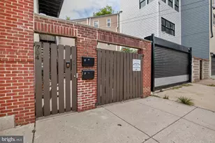 704 N 18th St, Philadelphia, PA 19130 - Photo 26