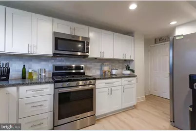 9331 Lansford Street, Philadelphia, PA 19114 - Photo 12