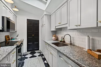 240 E Springfield Avenue, Philadelphia, PA 19118 - Photo 16