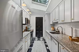 240 E Springfield Ave, Philadelphia, PA 19118 - Photo 14