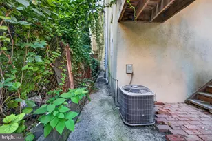 2144 N 18th St, Philadelphia, PA 19121 - Photo 10