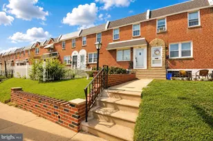 7158 Walker St, Philadelphia, PA 19135 - Photo 2