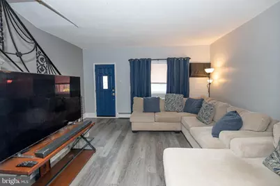 4728 Sheffield Avenue, Philadelphia, PA 19136 - Photo 4