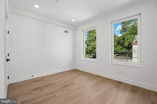 28 E Pleasant St, Philadelphia, PA 19119 - Photo 10