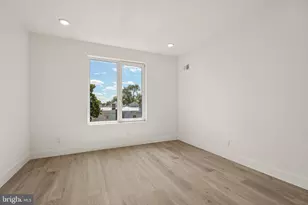 28 E Pleasant St, Philadelphia, PA 19119 - Photo 12