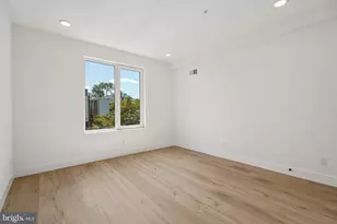 28 E Pleasant St, Philadelphia, PA 19119 - Photo 8