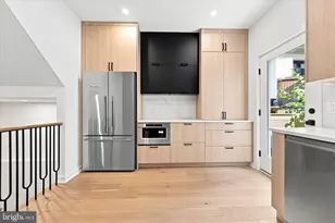 761 S Cleveland St, Philadelphia, PA 19146 - Photo 10