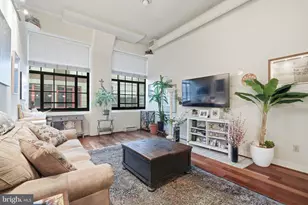 242941 Locust St, Philadelphia, PA 19103 - Photo 14