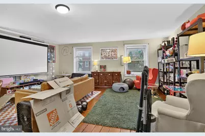 630 N 2nd Street #3, Philadelphia, PA 19123 - Photo 6