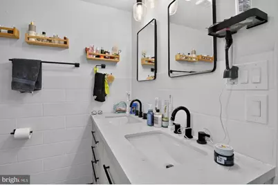 630 N 2nd Street #3, Philadelphia, PA 19123 - Photo 12