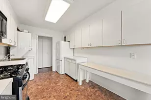 2401 Pennsylvania Ave, Philadelphia, PA 19130 - Photo 14