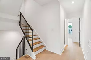 1411 S Napa St, Philadelphia, PA 19146 - Photo 14