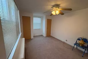 6936 Sylvester St, Philadelphia, PA 19149 - Photo 4
