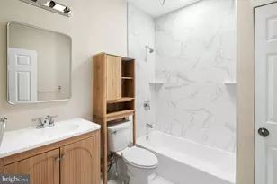5638 Malcolm St, Philadelphia, PA 19143 - Photo 12