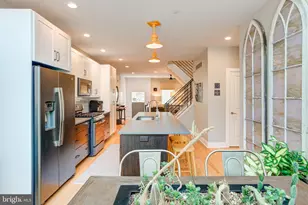 2030 E Arizona St, Philadelphia, PA 19125 - Photo 12