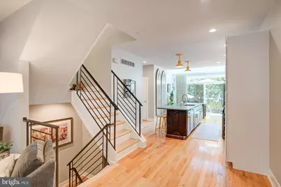 2030 E Arizona Street, Philadelphia, PA 19125 - Photo 4