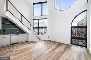 17 Girard Ave W, Philadelphia, PA 19123 - Photo 2