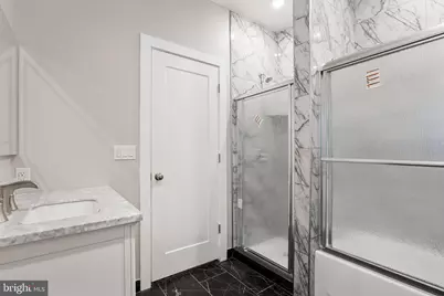 2445 S Rosewood Street, Philadelphia, PA 19145 - Photo 16