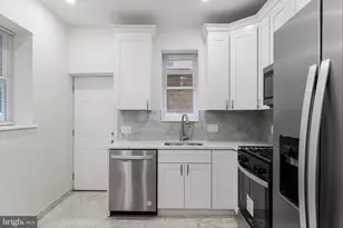2445 S Rosewood St, Philadelphia, PA 19145 - Photo 10