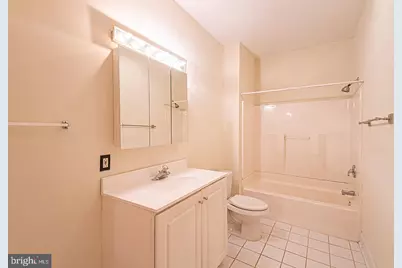415 S 19th Street #UNIT 2F, Philadelphia, PA 19146 - Photo 6