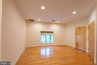 415 S 19th Street #UNIT 2F, Philadelphia, PA 19146 - Photo 4