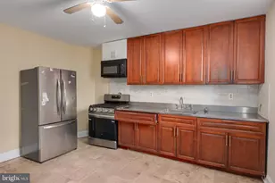 1312 S Corlies St, Philadelphia, PA 19146 - Photo 2