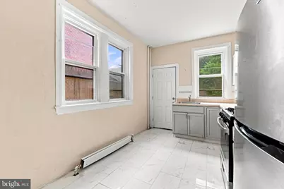 634 Indiana, Philadelphia, PA 19133 - Photo 10