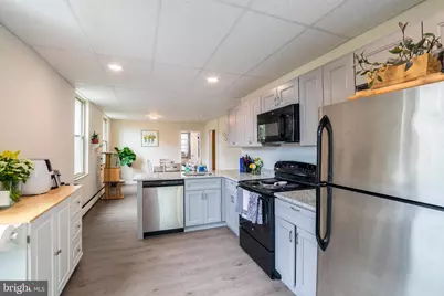 1625 S 10th Street #UNIT B, Philadelphia, PA 19148 - Photo 6