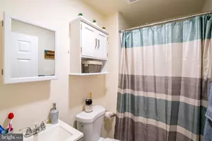 1625 S 10th St, Philadelphia, PA 19148 - Photo 8