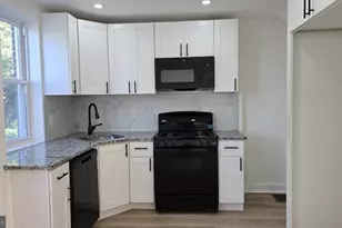 4604 Weymouth St, Philadelphia, PA 19120 - Photo 12