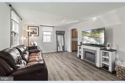 467 Evergreen Avenue, Philadelphia, PA 19128 - Photo 4