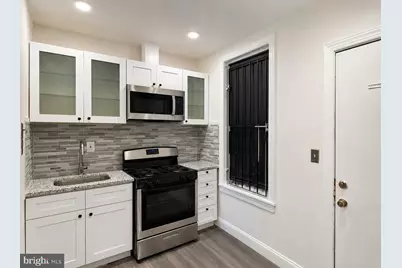 2502 W Sterner Street, Philadelphia, PA 19132 - Photo 12