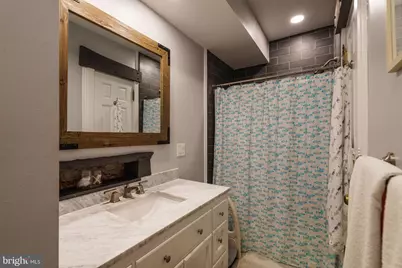 2203 Saint James Place, Philadelphia, PA 19103 - Photo 32