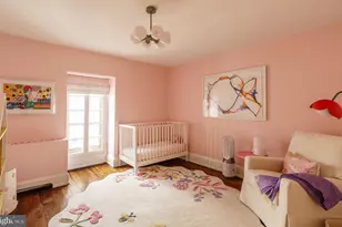 2203 St James Pl, Philadelphia, PA 19103 - Photo 30