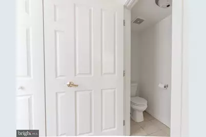 304 N 8th Street #N, Philadelphia, PA 19107 - Photo 12