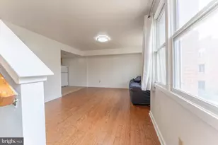 304 N 8th St, Philadelphia, PA 19107 - Photo 10