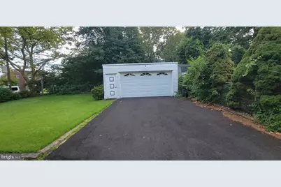 1050 Stanwood Street, Philadelphia, PA 19111 - Photo 18