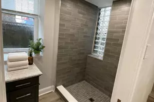 2133 Delancey Pl, Philadelphia, PA 19103 - Photo 10