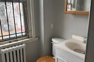 1648 Pratt St, Philadelphia, PA 19124 - Photo 8