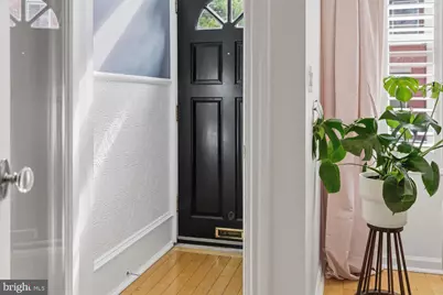 752 N 24th Street, Philadelphia, PA 19130 - Photo 4