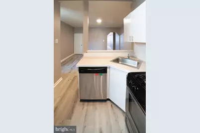 1842 N 16th Street, Philadelphia, PA 19121 - Photo 8