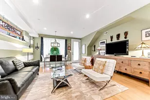 1217 Mt Vernon St, Philadelphia, PA 19123 - Photo 8