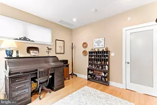 1217 Mt Vernon St, Philadelphia, PA 19123 - Photo 12