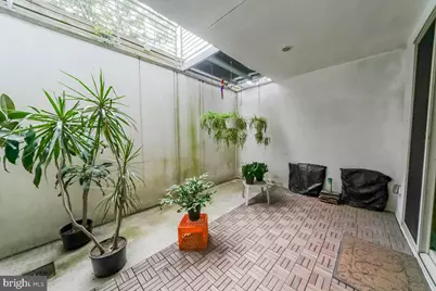 1217 Mount Vernon Street #1, Philadelphia, PA 19123 - Photo 6
